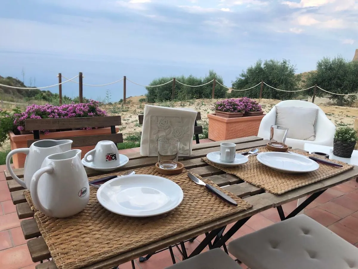 B&B La Torre Realmonte Bed & Breakfast